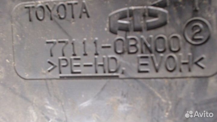 Бак топливный Toyota iQ, 2009