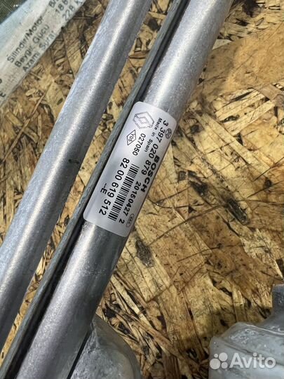 Трапеция дворников Рено Дастер