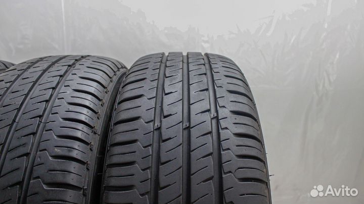 Hankook Vantra LT RA18 215/65 R17 104T