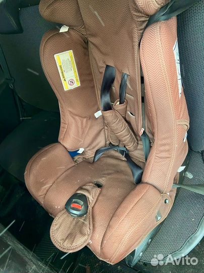 Автомобильное кресло для детей 0-25 кг