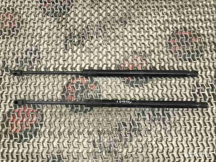 Амортизатор крышки багажника (3-5 двери) Honda Civic