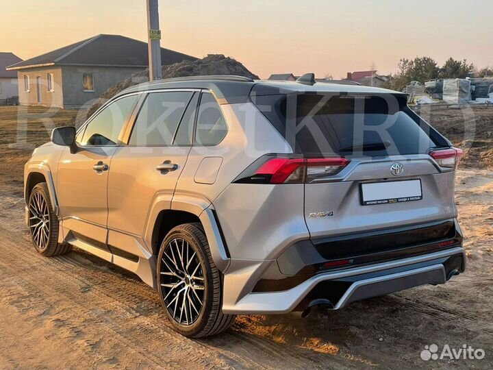 Обвес Toyota Rav 4 2019-20 год полный TRD Качество