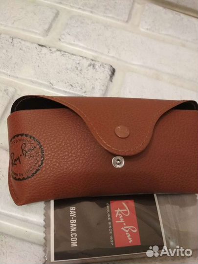 Оригинальный чехол для очков Ray-Ban коричневый