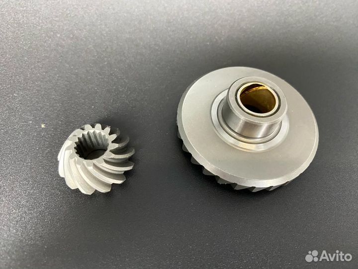 Шестеренки Suzuki 2.5 4такт комплект