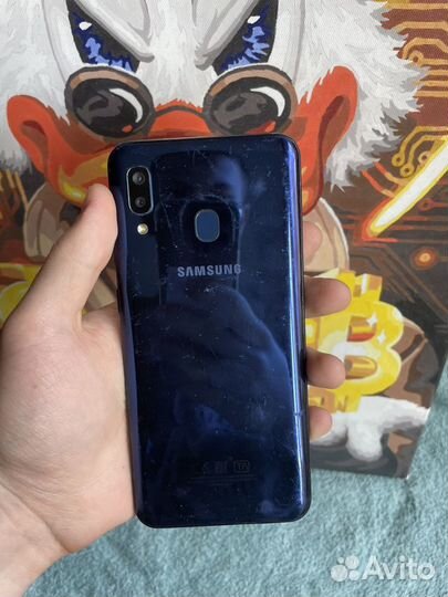 Samsung Galaxy A20, 3/32 ГБ