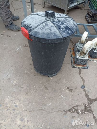 Бак хозяйственный 65 л