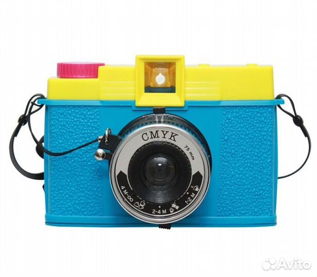 Пленочный фотоаппарат Lomography Diana F+ cmyk