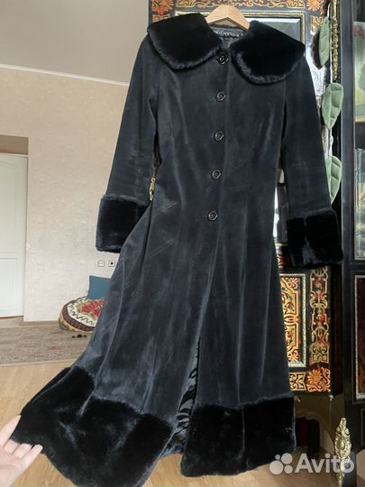 Пальто демисезонное черное в стиле ретро лолита