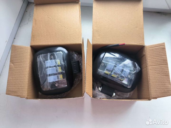 Противотуманные фары светодиодные универсальные