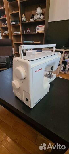 Швейная машина Family Gold Master 8018A