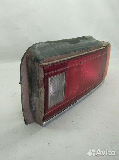 Фонарь правый Honda Civic IV