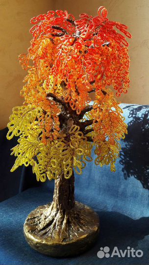 Дерево из бисера