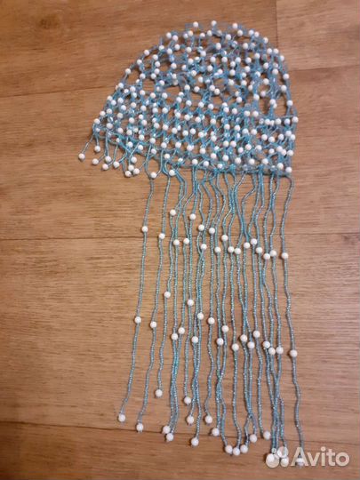 Детская шапочка-cетка из бисера и бусинок