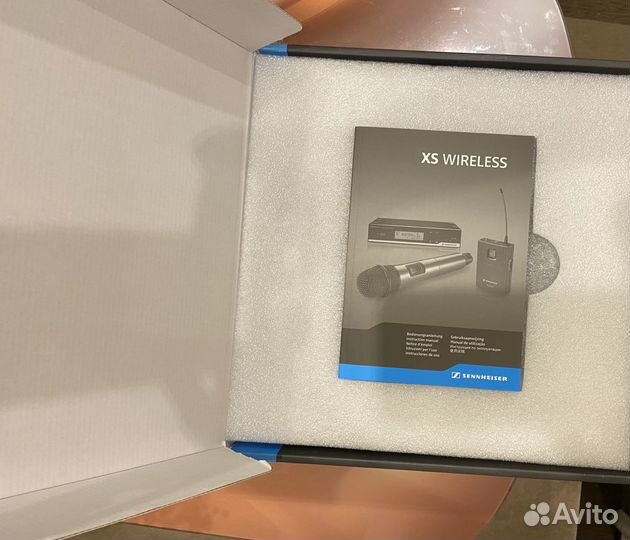 Радиомикрофон Sennheiser новый