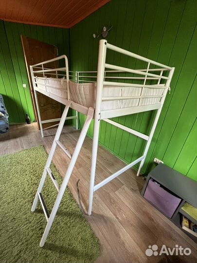 Кровать чердак IKEA с матрасом