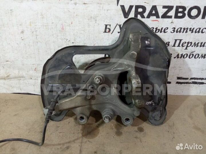 Кулак поворотный передний левый Mercedes-Benz C