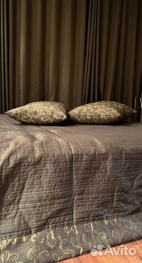 Продаю шторы, покрывало, 2 подушки