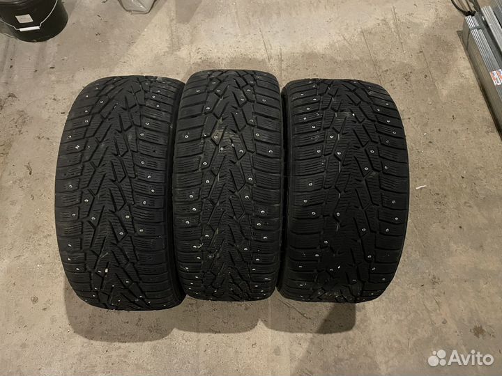 Nokian Tyres Hakkapeliitta 7 235/40 R18 и 255/35 R18 94T
