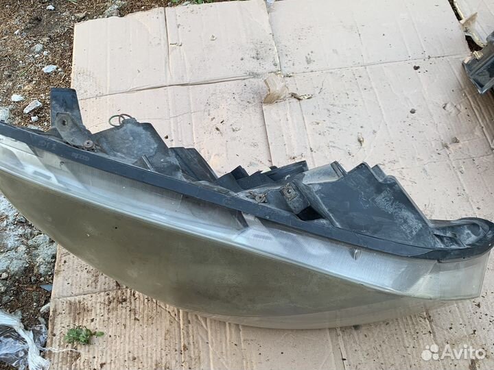 Фара правая renault scenic 2 рестаил дефект
