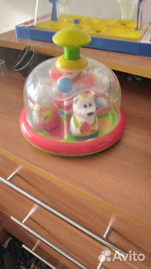 Неваляшка, юла, кот и повар