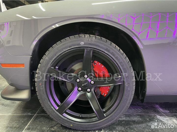 Накладки на суппорта Dodge Challenger