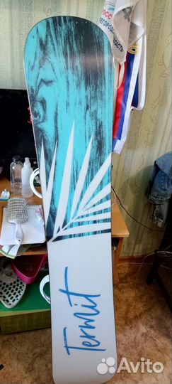 Сноуборд с креплениями