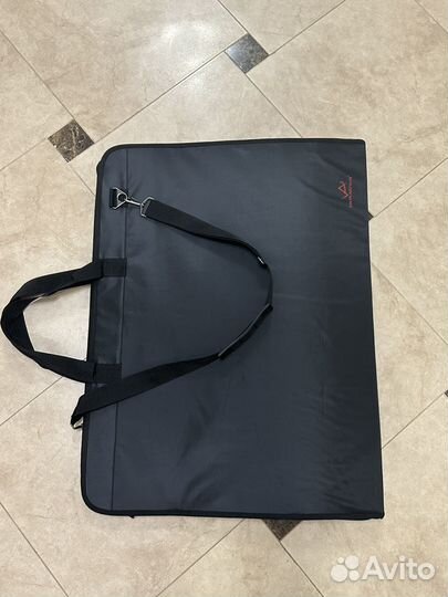 Папка для художника с пренадлежностями