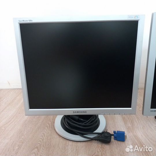Два монитора Samsung syncmaster 19 дюймов