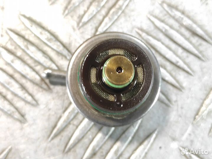 Регулятор давления топлива Volkswagen Polo 1994-19