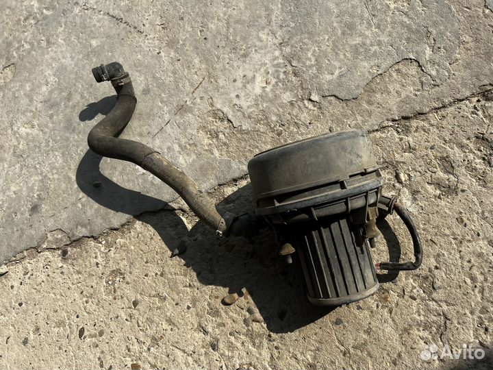 Насос воздушный bmw 5 e60/e61 m54b30