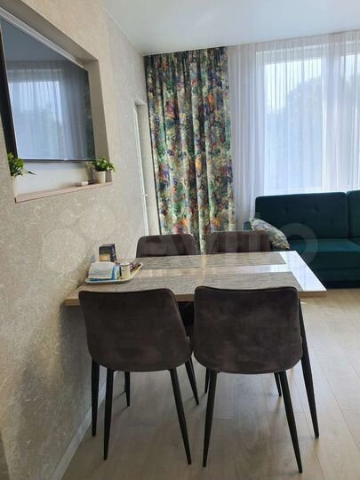 2-к. квартира, 65 м², 8/10 эт.