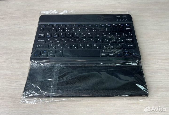 Планшет с клавиатурой umiio