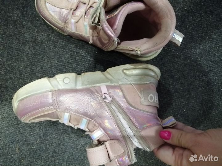 Отдам за коробку шариков несквик