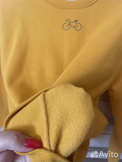 Свитшот Primark Cares (S-M)