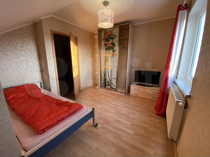 Комната 12 м², 3/3 эт.