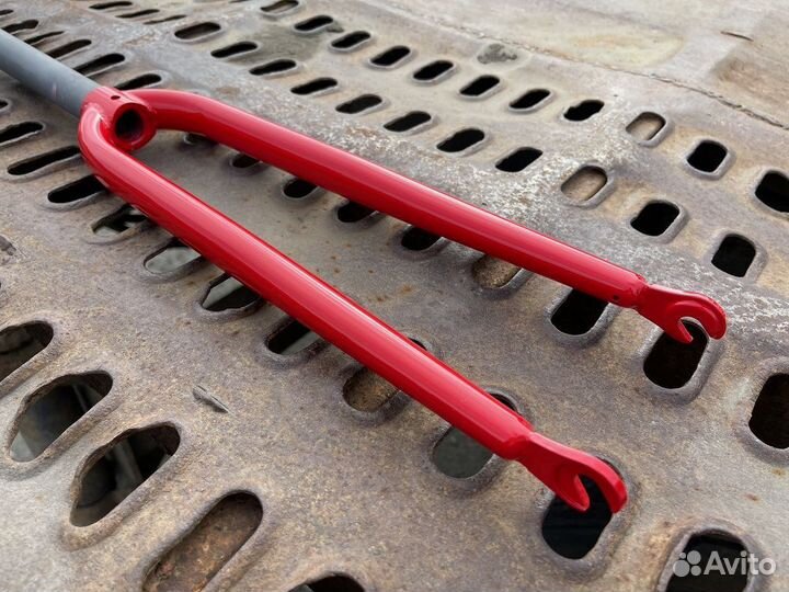 Вилка 28’’ на фикс стальная Octopus Steel