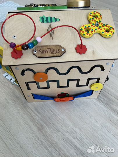 Развивающий домик бизиборд