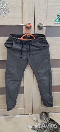 Джинсы на мальчика 146