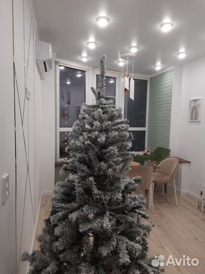 Продам елку заснеженную 1.8 метра