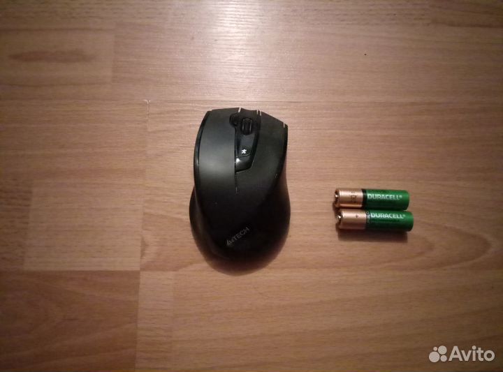 Беспроводная Клавиатура в отличном состоянии