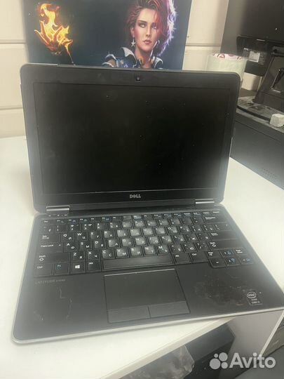 Ноутбук dell latitude e7240 (i5/4ram/ssd)