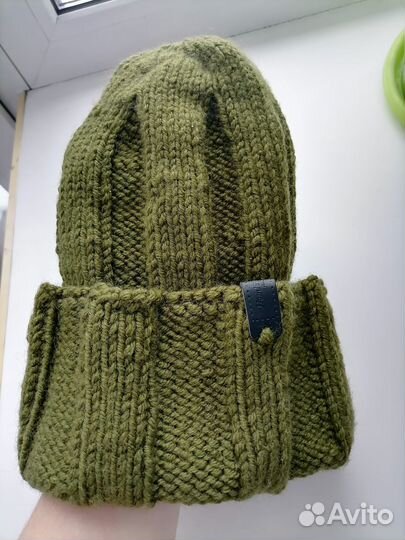Вязаная шапочка, ручной работы