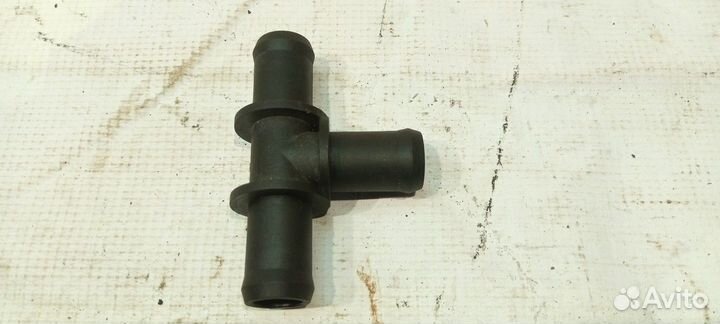 Тройник патрубков (Chery Tiggo 7 Pro)