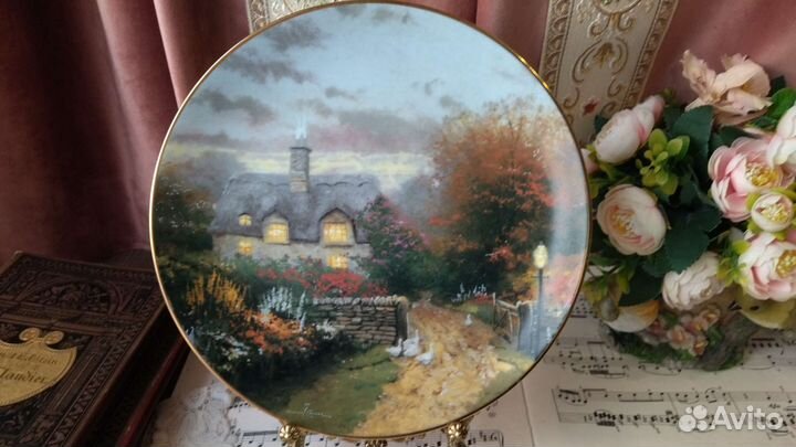 Тарелка Садовые домики в Англии Томас Кинкейд