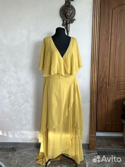Новое мини платье р. 42. ASOS