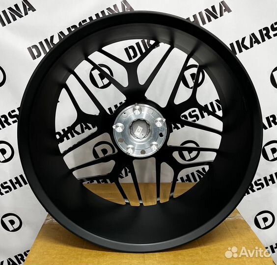 Кованные диски на Порше Макан Porsche macan R21