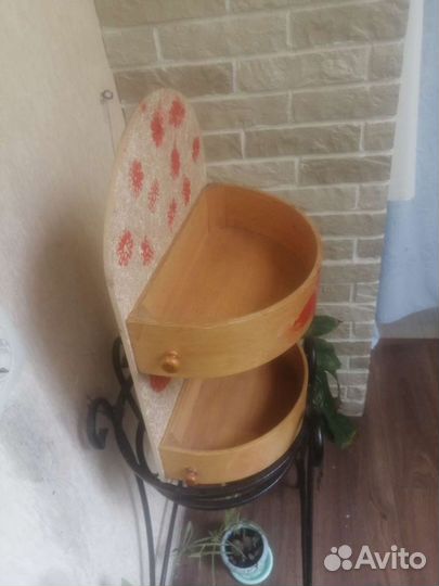 Подвесная полка