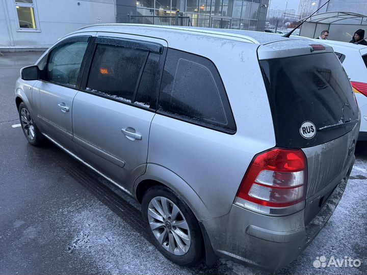 Opel Zafira 1.8 МТ, 2014, 146 149 км