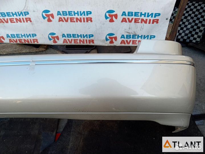 Бампер задний toyota vista