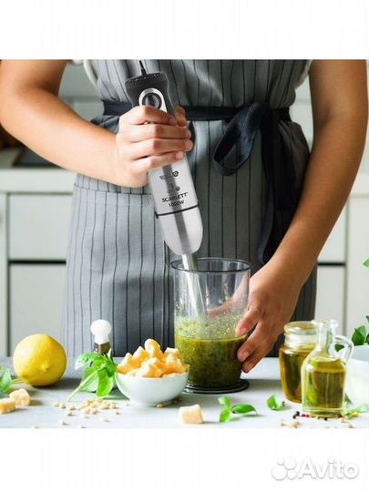 Погружной блендер Scarlett SC-HB42K01